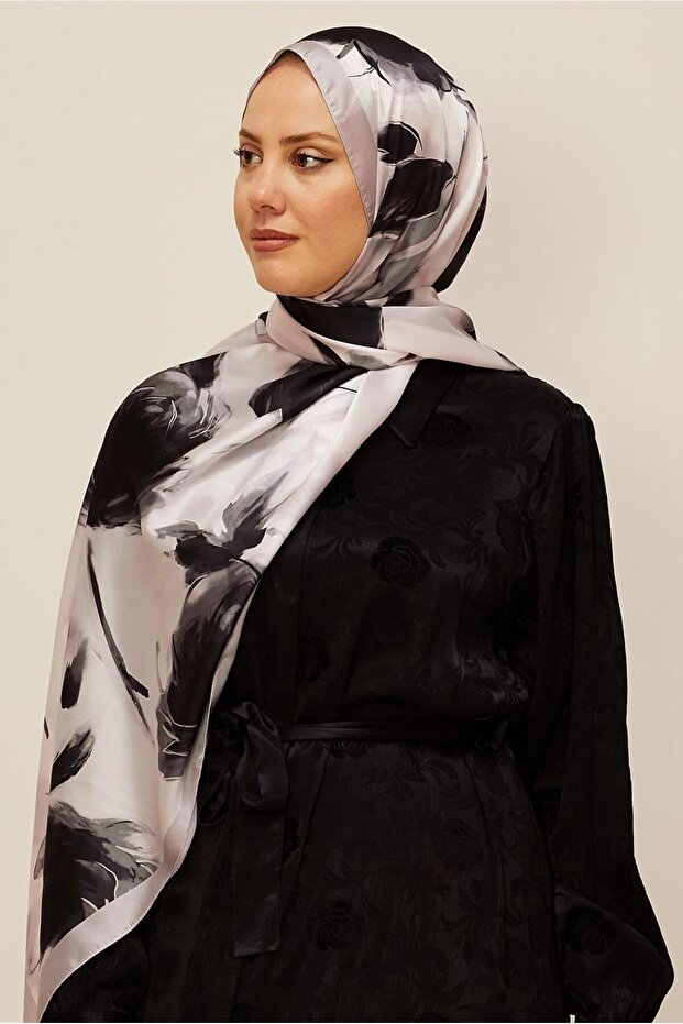 Patterned Shawl 8602