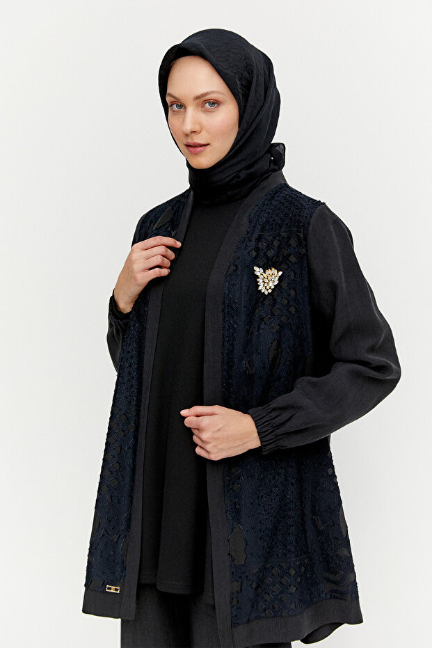 Üç Parçalı Takım - 4