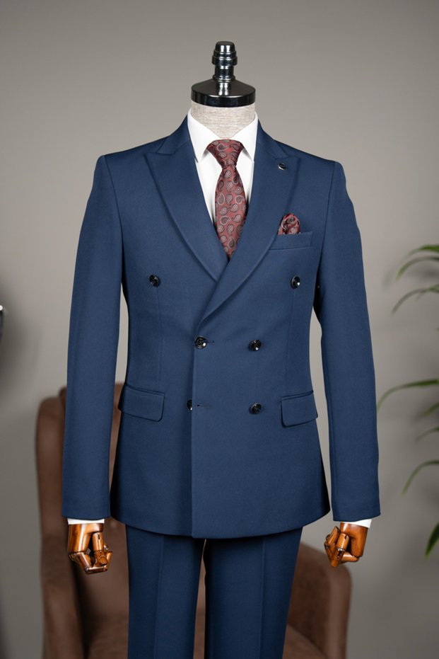 Exclusive Double-Breasted Suit – Slimfit, Choose One Size Larger.
