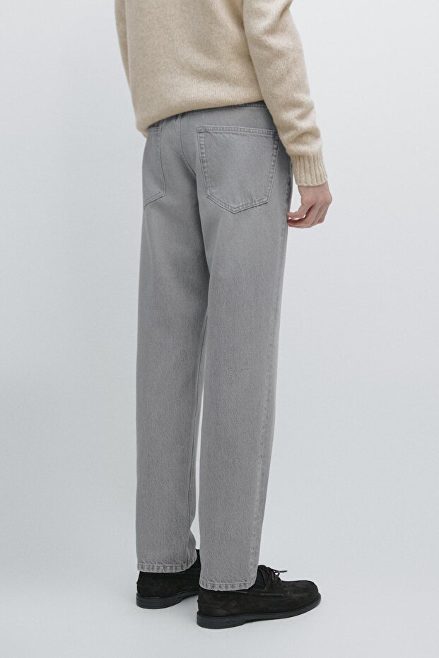 Tapered fit jeans - 3