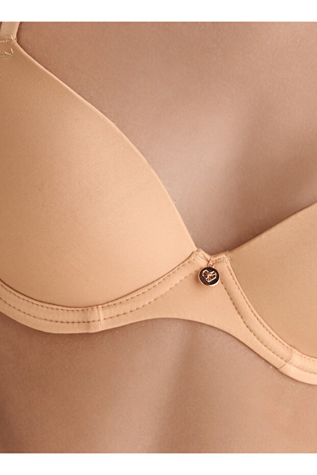 حمالة صدر سلكية للدفع للأعلى - 4