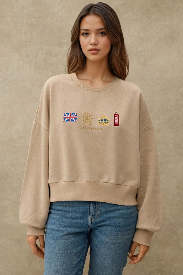 İşlemeli Yuvarlak Yaka Sweatshirt - 1