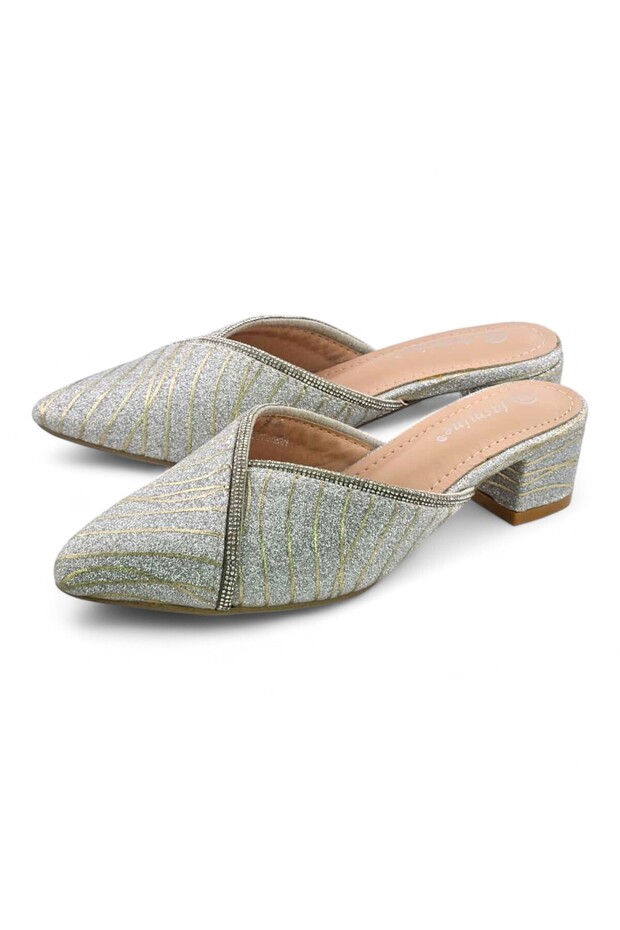 صنادل فاخرة بأصابع القدم - 4