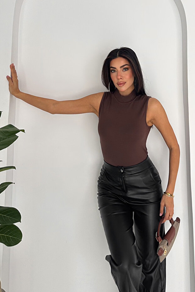 Kadın Kolsuz Boğazlı Basic Body – Sleek Core - 4