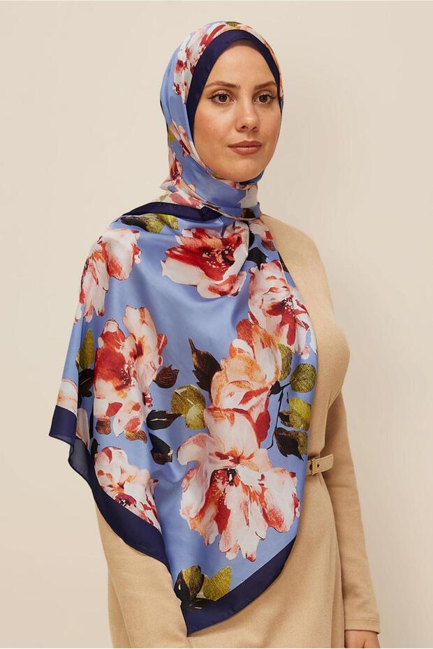 شال منقوش بالزهور 8601