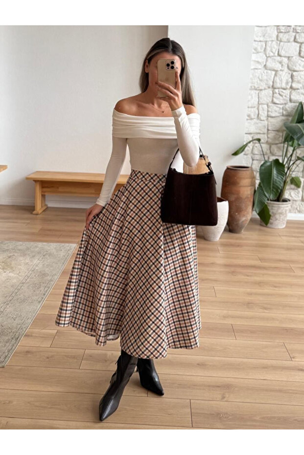 Cream Plaid Skirt - 251112