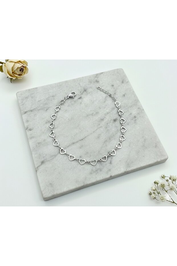 Fine Exquisite Heart Chain Detail Silver Color Bracelet