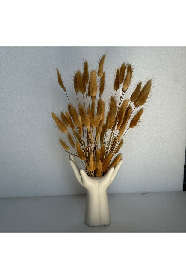 Hand-Shaped Ceramic Vase with Dried Grass Stems – Modern Home & Office Decorative Arrangement