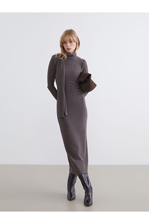 Brown Flowy Collar Gathered Dress