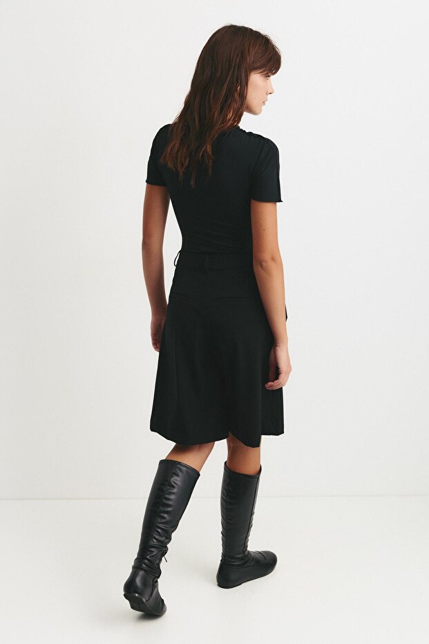 Düğüm detaylı dekolteli body - 3