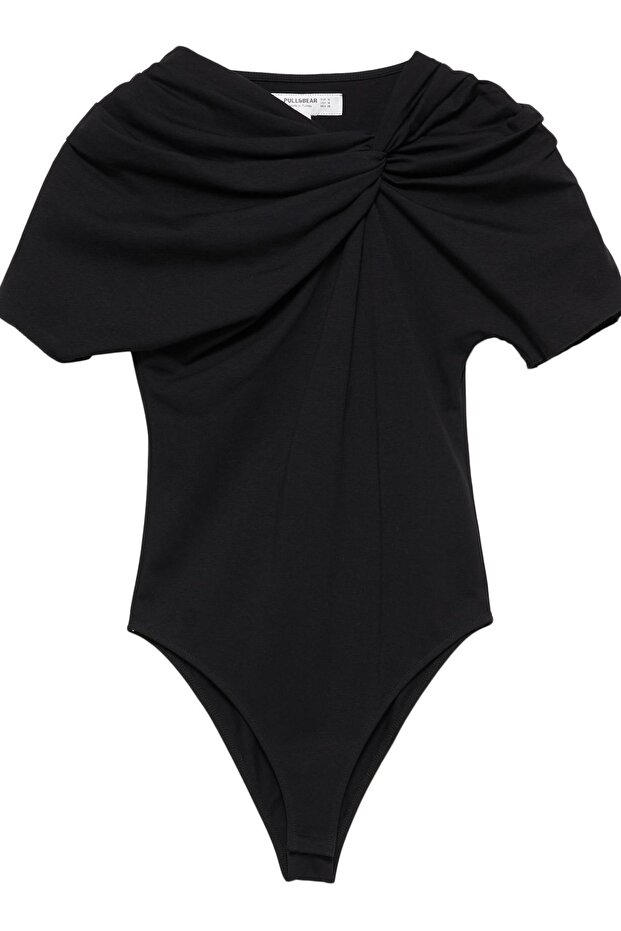 Düğüm detaylı dekolteli body - 6