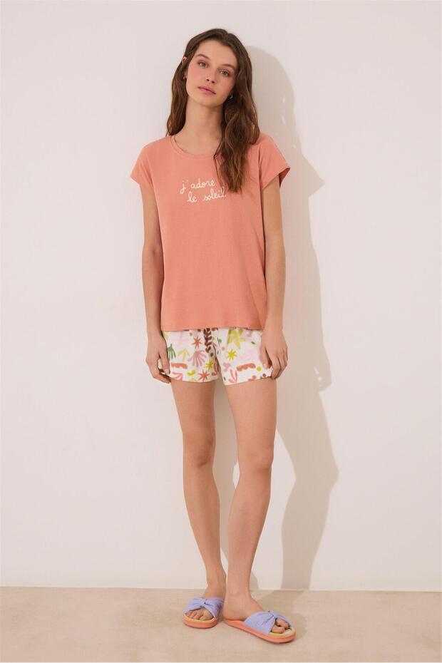 طقم بيجامة قصيرة بنقشة برتقالية - 3