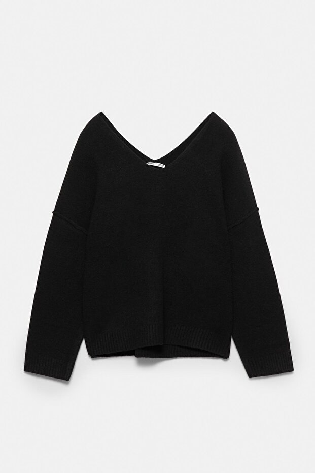 Yumuşak örgü dekolteli kazak - 5