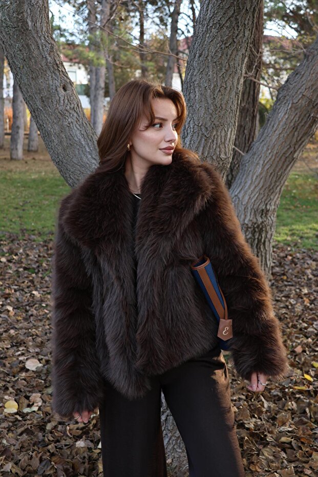 Kahve Yakalı Kürk - 7