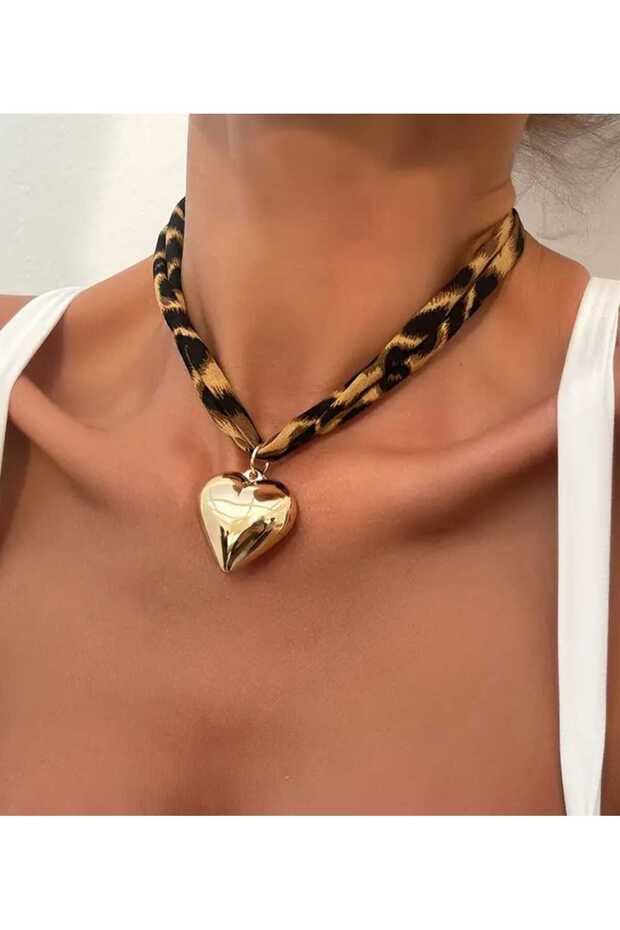 Leopard Print Heart Pendant Women's Steel Necklace Stylish Elegant Daily Wear Gift Jewelry Accessory