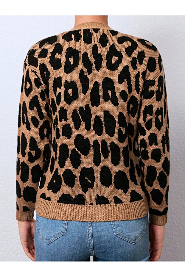 Leopard Patterned Cardigan - 5
