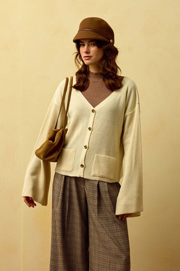 Krem İspanyol Kol Triko Hırka - 2