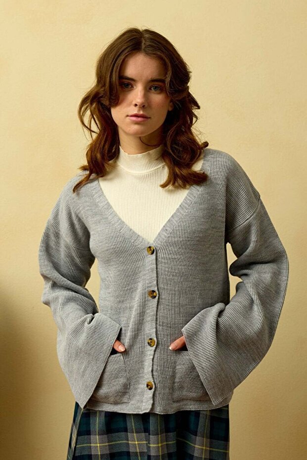 Gri İspanyol Kol Triko Hırka - 2