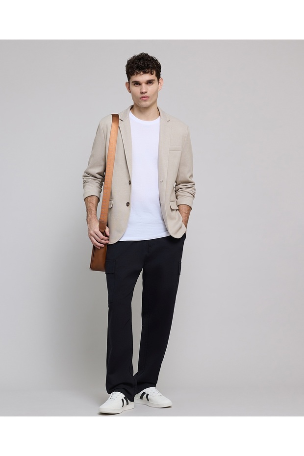 Solid Single Breasted Blazer With Button Closure - 5