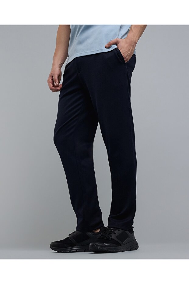 بنطال رياضي سادة مع خصر برباط - 3