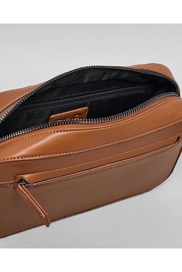 حقيبة سفر متينة للرجال باللون البني - 5