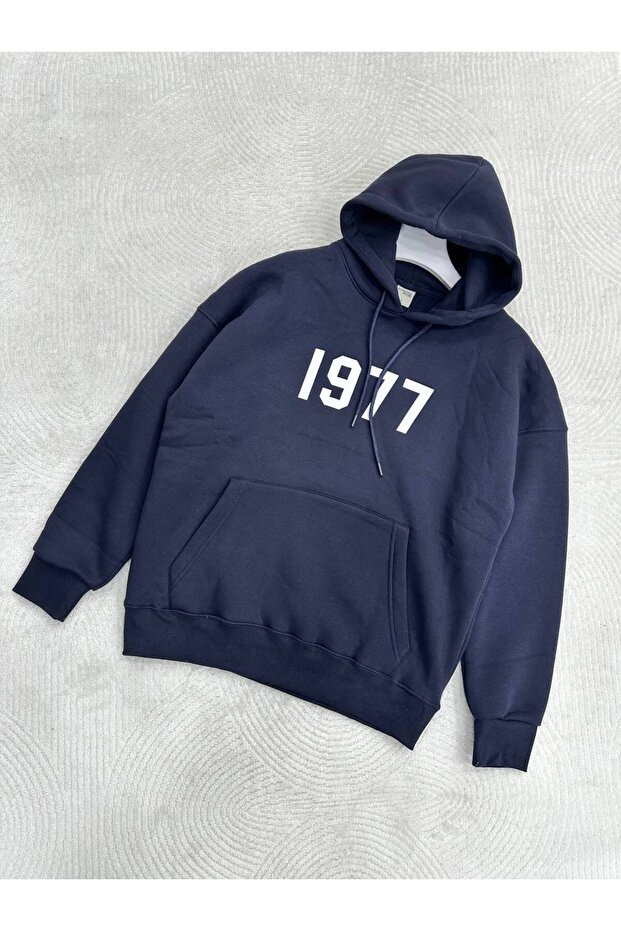 Est Sweatshirt