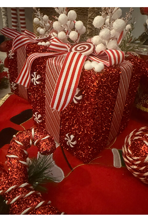 Red Glitter Christmas Decoration in Gift Form / Ornament for under the Christmas Tree
