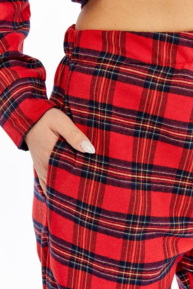 KIRMIZI EKOSE KARELİ PAMUKLU ÖNDEN DÜĞMELİ KADIN PİJAMA TAKIMI - 8