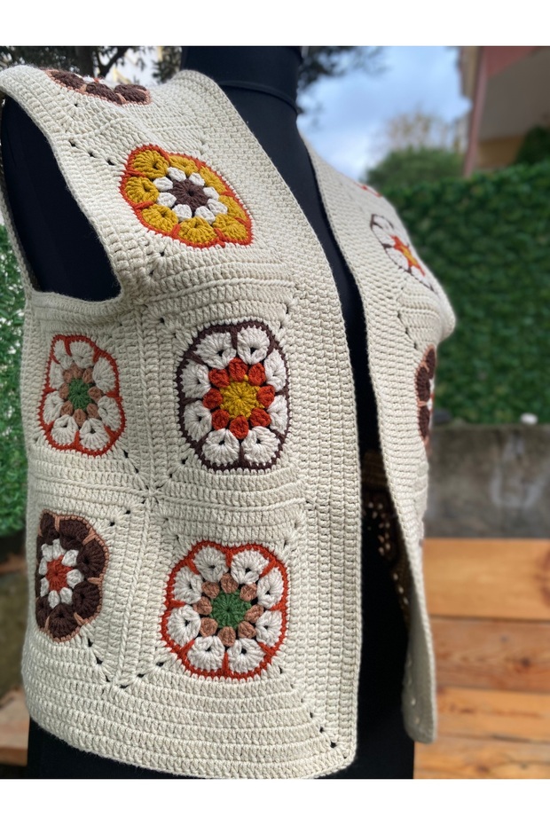 motifli örme yelek - 4