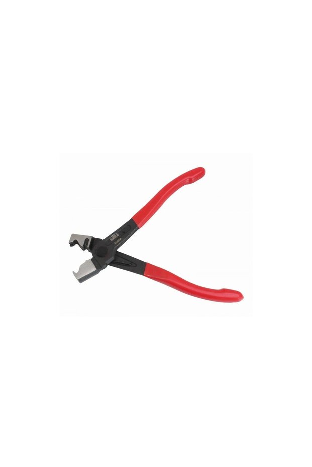 Universal pliers for necklaces,