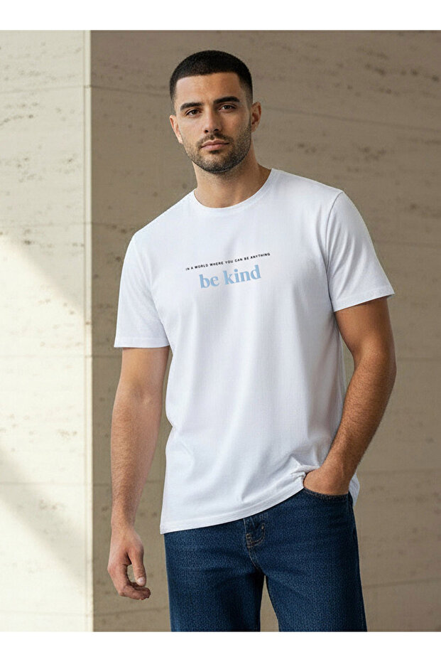 Men Slim Fit Round Neck Short Sleeve Slogan Print T-shirt