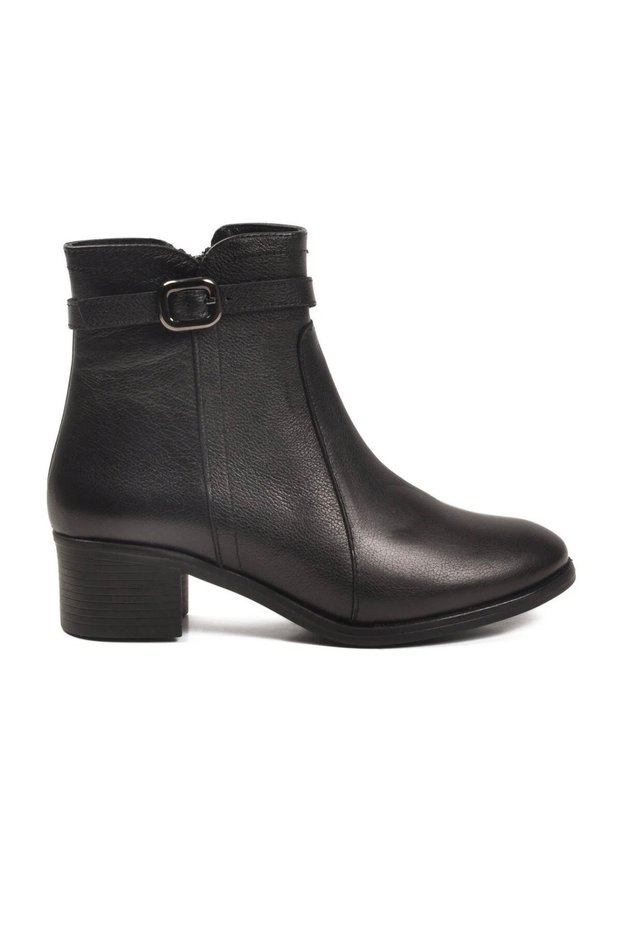 Castle 24113 Women's Black Zippered Belt Buckle Detail Warm Lining Daily Stylish Boots
