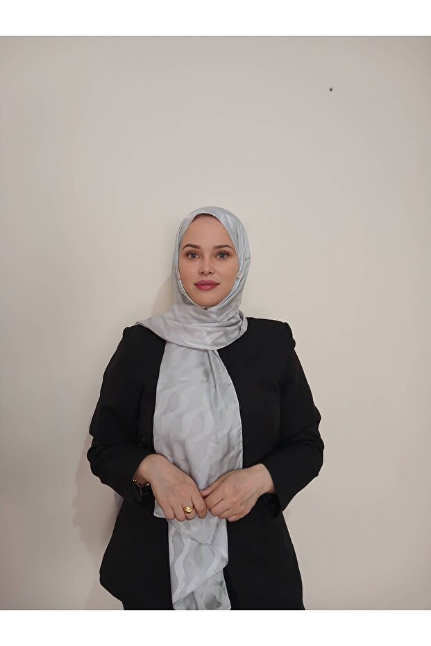 Wavy Gray Jacquard Shawl - 6