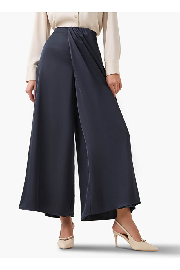Wide leg Drape Trousers