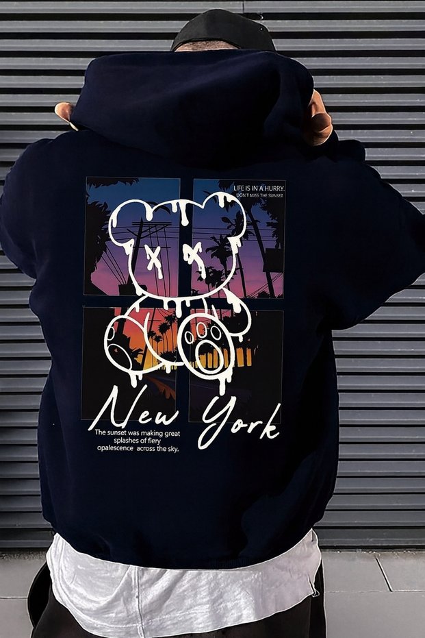 Men's Oversized Hooded Sweatshirt – Colorful Bear Silhouette and New York Sunset Printed