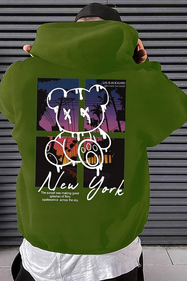 Men's Oversized Hooded Sweatshirt – Colorful Bear Silhouette and New York Sunset Printed