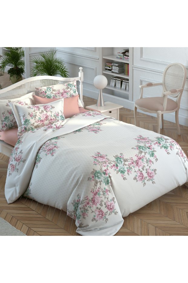 Classic Bahar Bedding Set