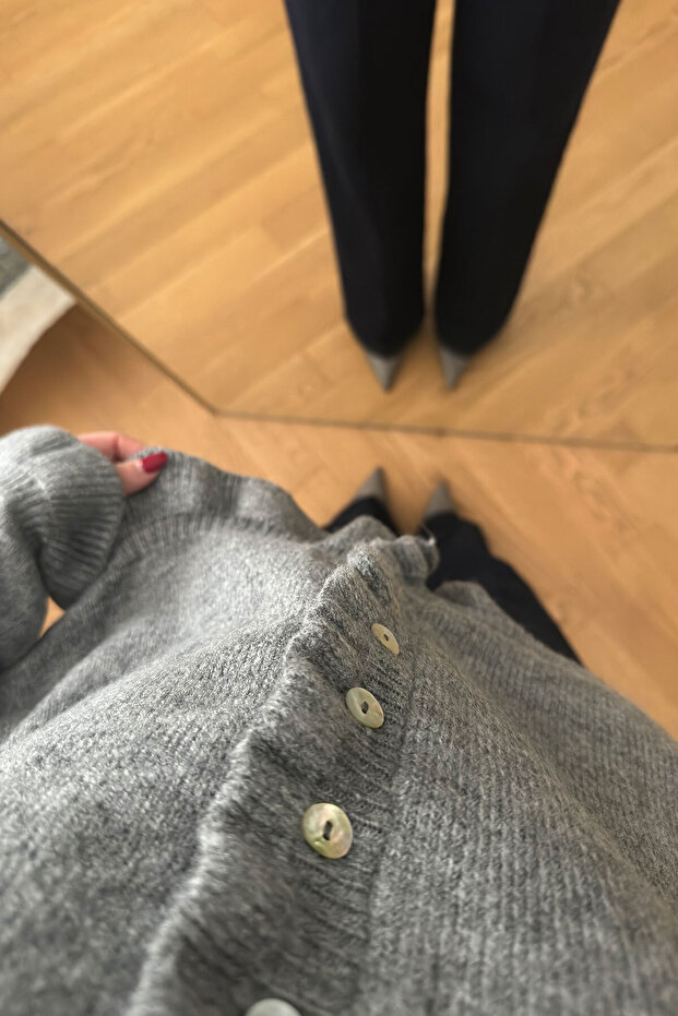 كارديجان مكشكش بأزرار - رمادي - 5