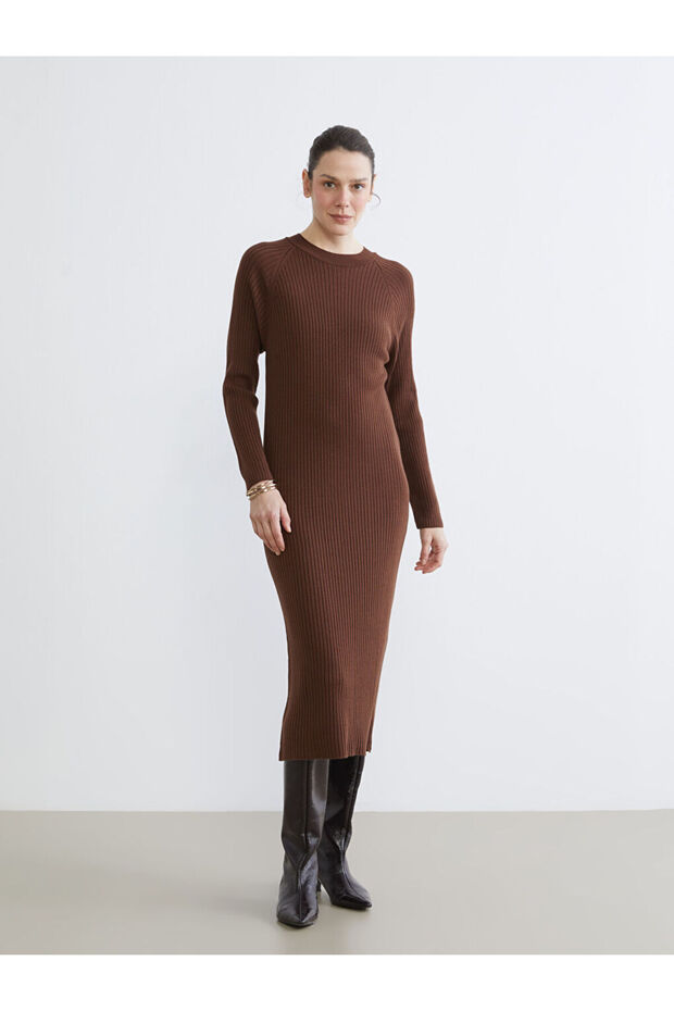 Esvab • Modern & Distinctive Zero Roba Collar Knitwear Dress