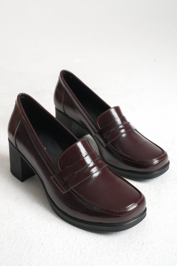 Elegant Genuine Leather Burgundy Patent Leather Thick Heeled Loafer Shoes