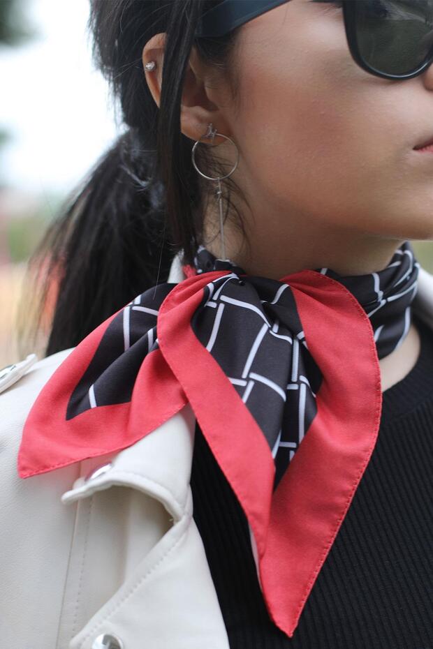 Patterned Scarf Black-Red - 1