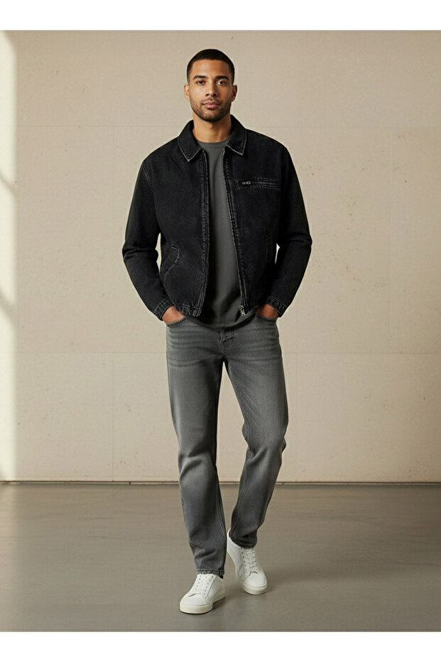 Men Regular Fit Zip Through Denim Jacket - 2