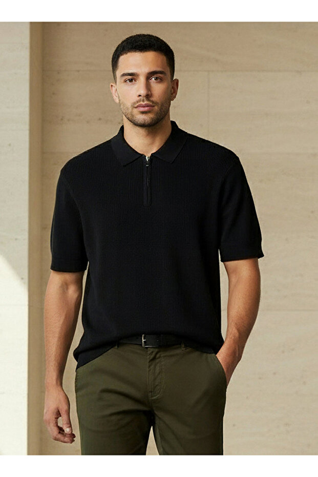 Men Short Sleeve Textured Polo T-shirt