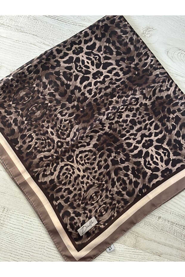 leoparlı eşarp - 2