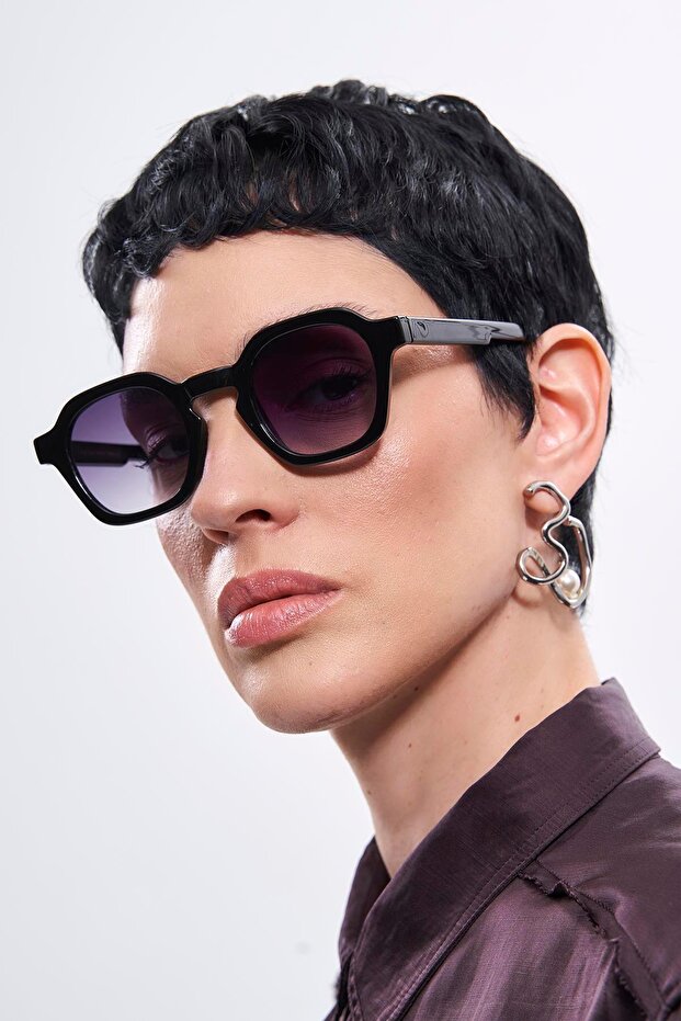 Valeno Black Gradient Sunglasses