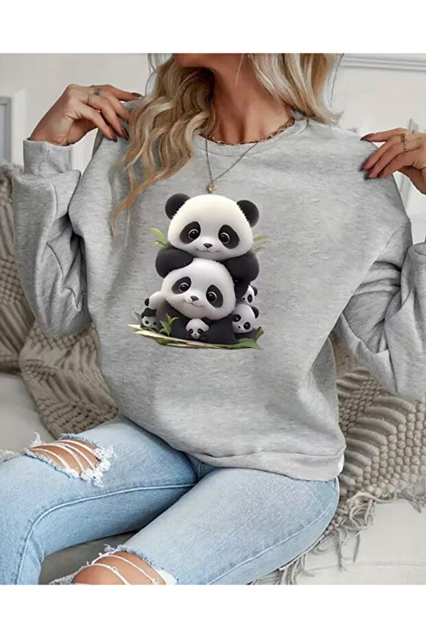 Pandas Print Detailed Crew Neck Sweatshirt