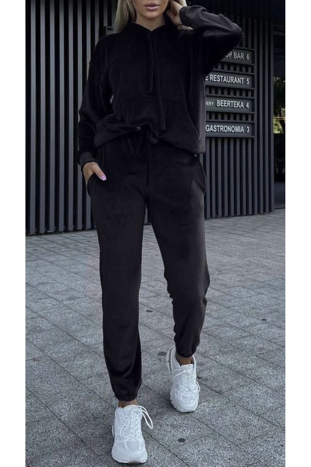 Μαύρη Βελούδο φόρμα - 1