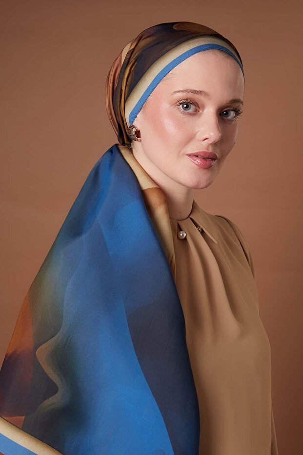 وشاح أورا بنمط قطع زرقاء - 2