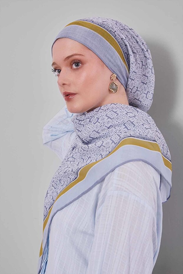 وشاح ناعم بنمط الأحجية الفضية - 3