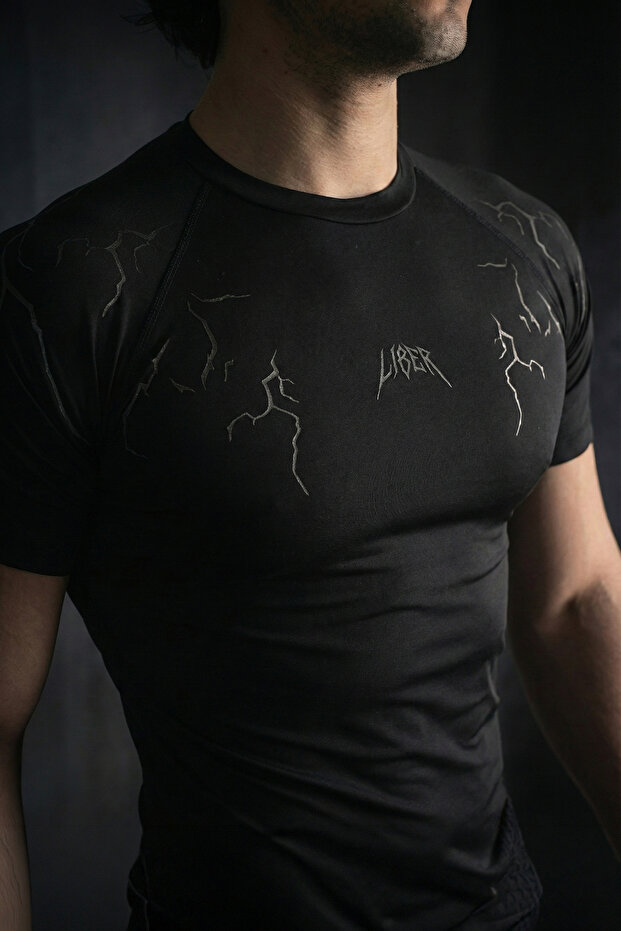 Liber Slayer Fit - Compression T-shirt Nefes Alan Ultra Esnek Yapı Fitness